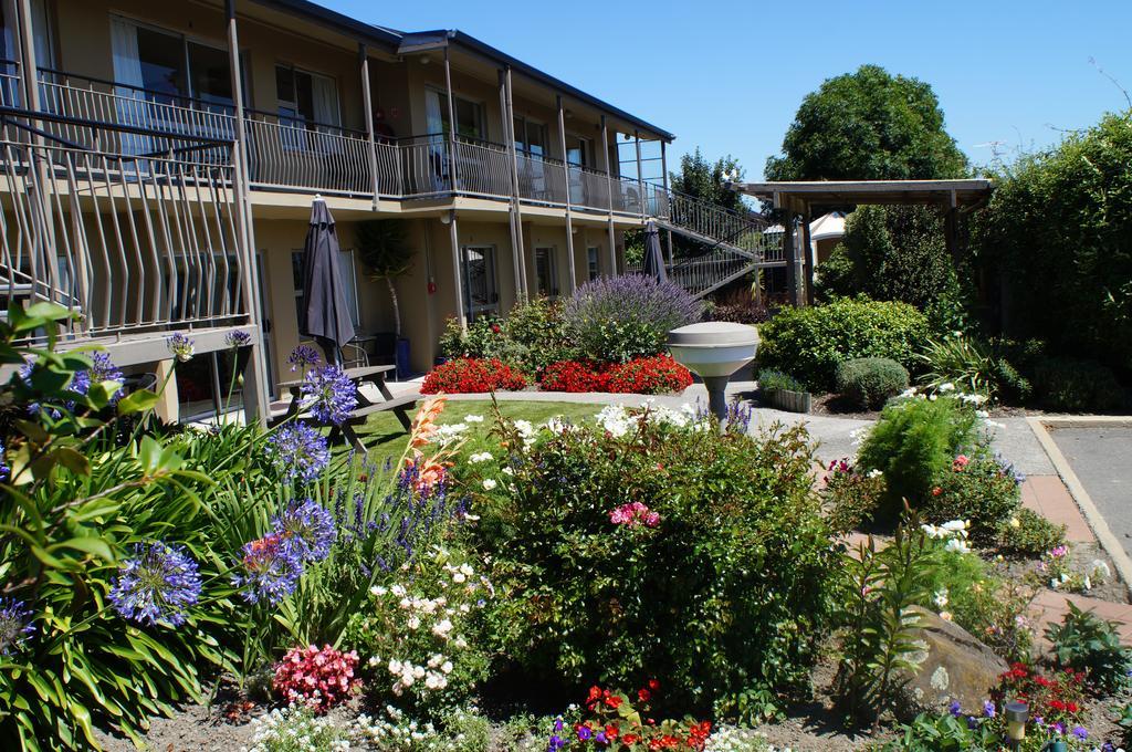Taylors Motel Ашбертон Екстер'єр фото